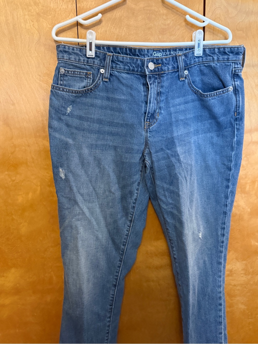GAP Sexy Boyfriend Fit Jeans Medium Wash Women size 30